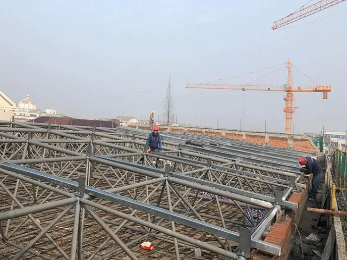 双滦区四小体育馆网架