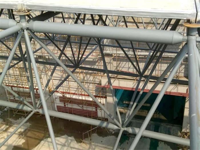 双滦区公安局网架天基板屋面